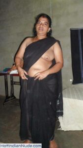 Mallu aunties from South India in one gallery