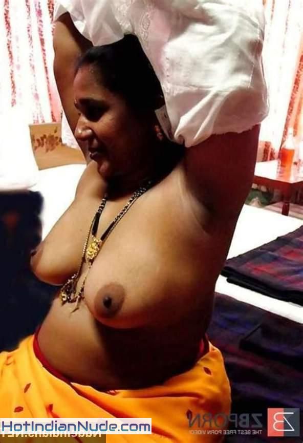 592px x 865px - Older Indian Nude Aunty Pictures With Mature Big Boobs - Hot Indian Nude