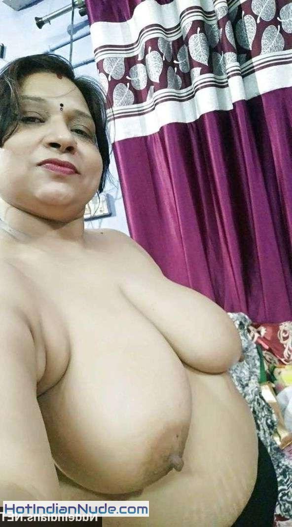 Gujarati Aunty Sex Boobs - Gujarati Mature Aunties Ki Nangi Chuchi Ke Xxx Pics - Hot Indian Nude