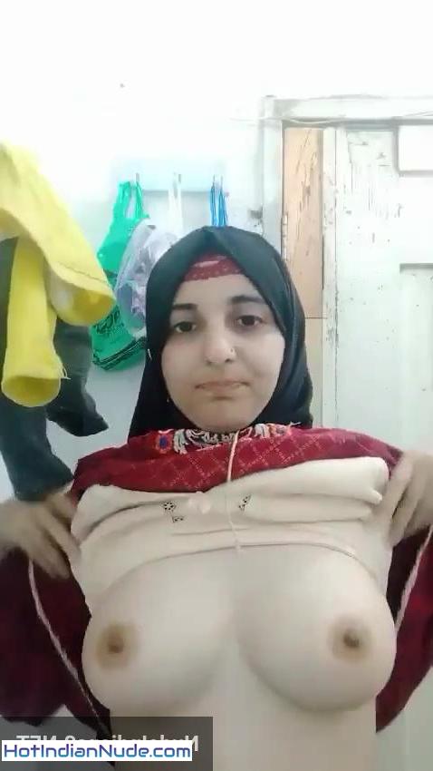 Indian Big Boobs In Blouse