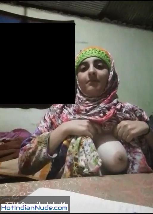 Pics Of Nude Big Boobs