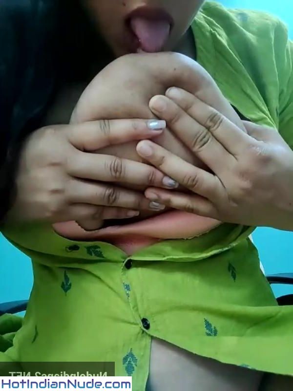 Badi Chuchi Wali Indian Girls Naked Photos