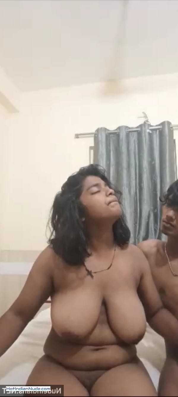 bangladeshi girl nude photo ki nangi pics aur hot gallery - Young Marathi couple sex pics of boy fucking sexy girl 698