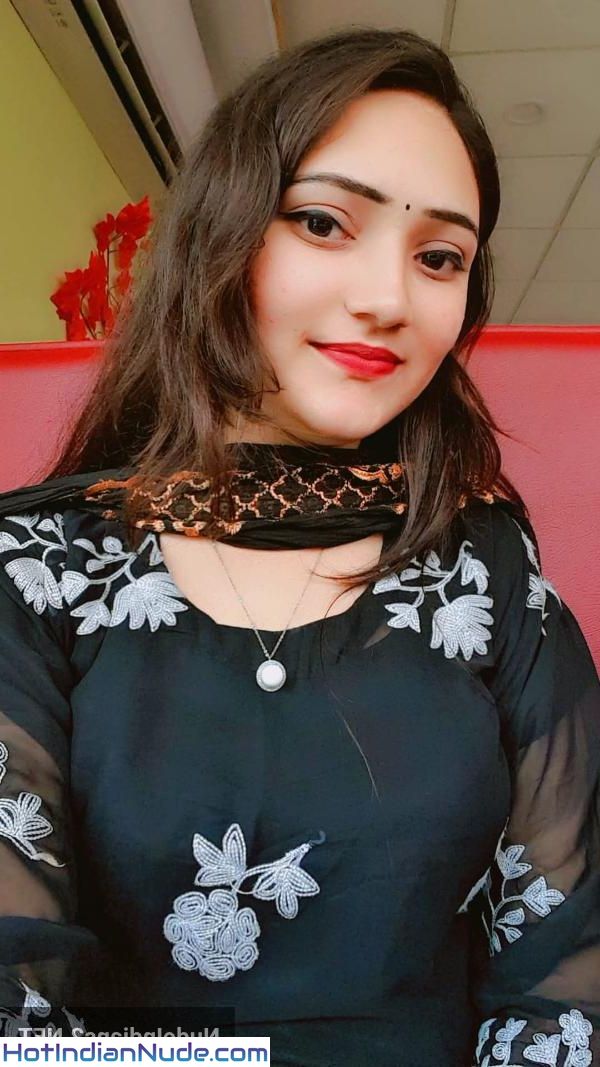 Bengali Top Model 18 Nude Pics