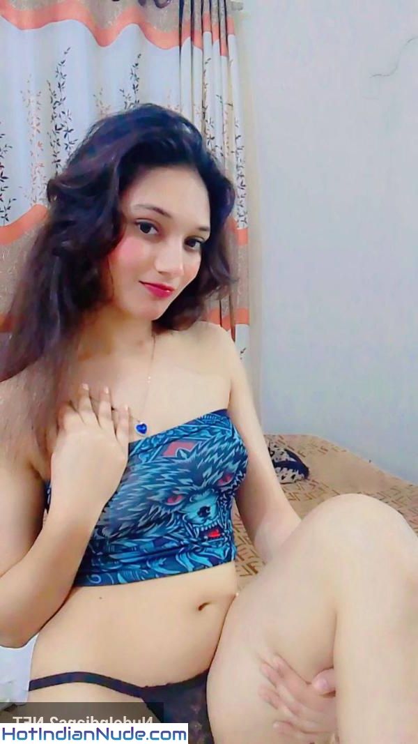 Bengali Top Model Naked Female Selfies