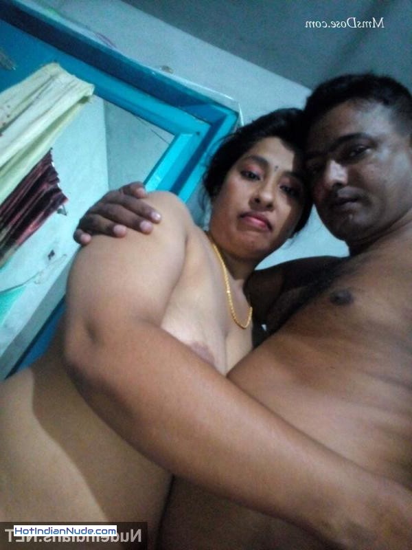 big titts nude pics ki nangi pics aur hot gallery - Enjoy Andhra aunties having sex and posing nude for lovers 661