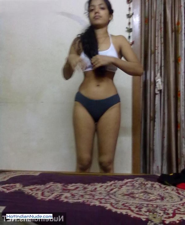 desi girls nude gallery ki nangi pics aur hot gallery - Enjoy 18+ Desi papa porn gallery of teen girls teasing naked 813