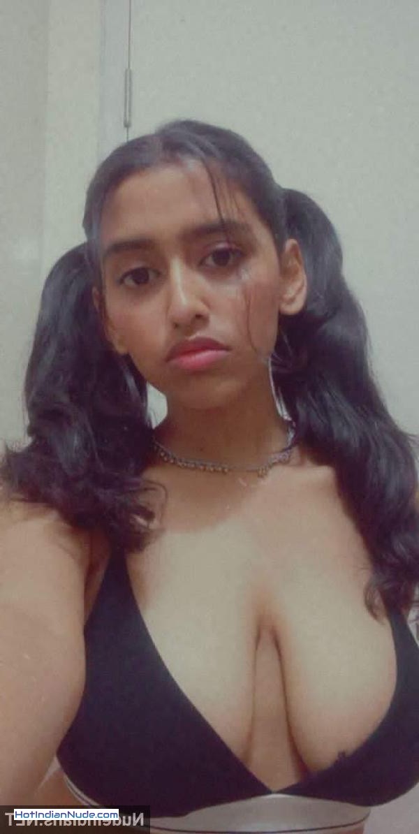 desi indian nude pics ki nangi pics aur hot gallery - Cute Indian big boobs girl xxx pics in nude topless selfies 503
