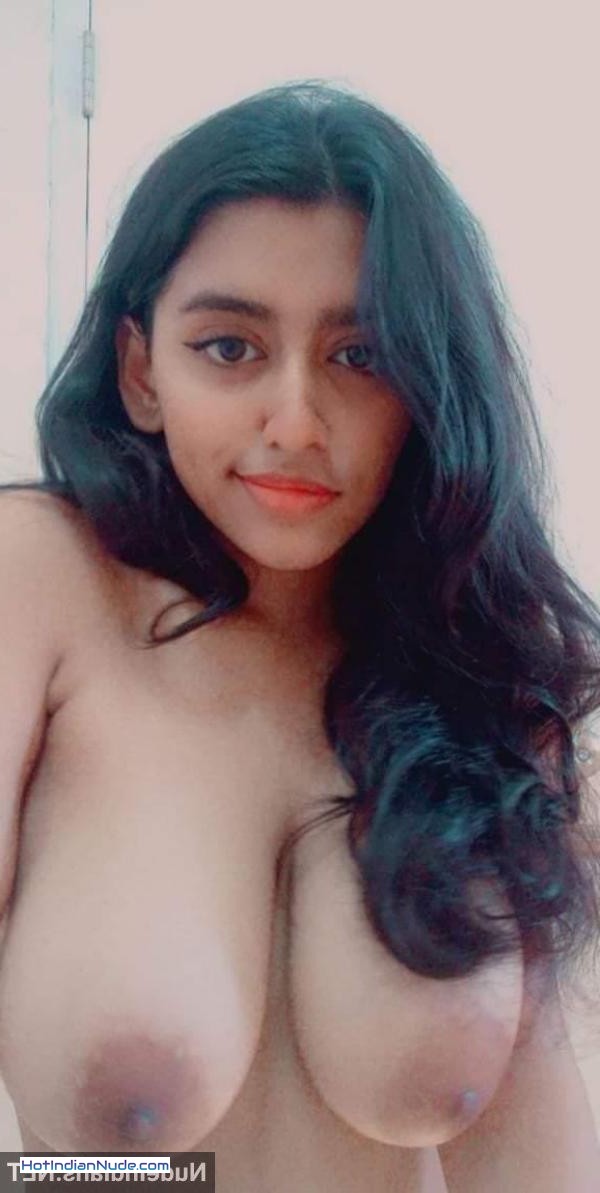 free nude pictures of hot women ki nangi pics aur hot gallery - Cute Indian big boobs girl xxx pics in nude topless selfies 548