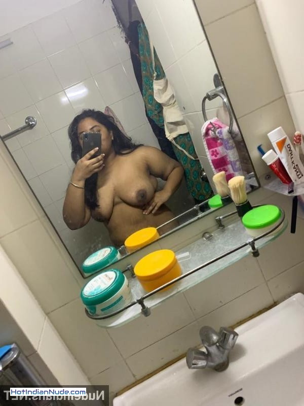 free pics beautiful nude women ki nangi pics aur hot gallery - Mallu chubby girl flashing juicy big boobs selfies feeling horny 76