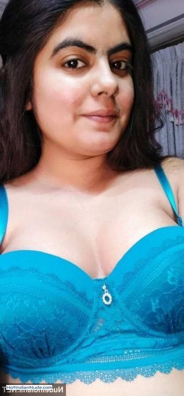 free porn and sex pics ki nangi pics aur hot gallery - 18+ Muslim teen girl juicy boobs show in tight bra to lover 825