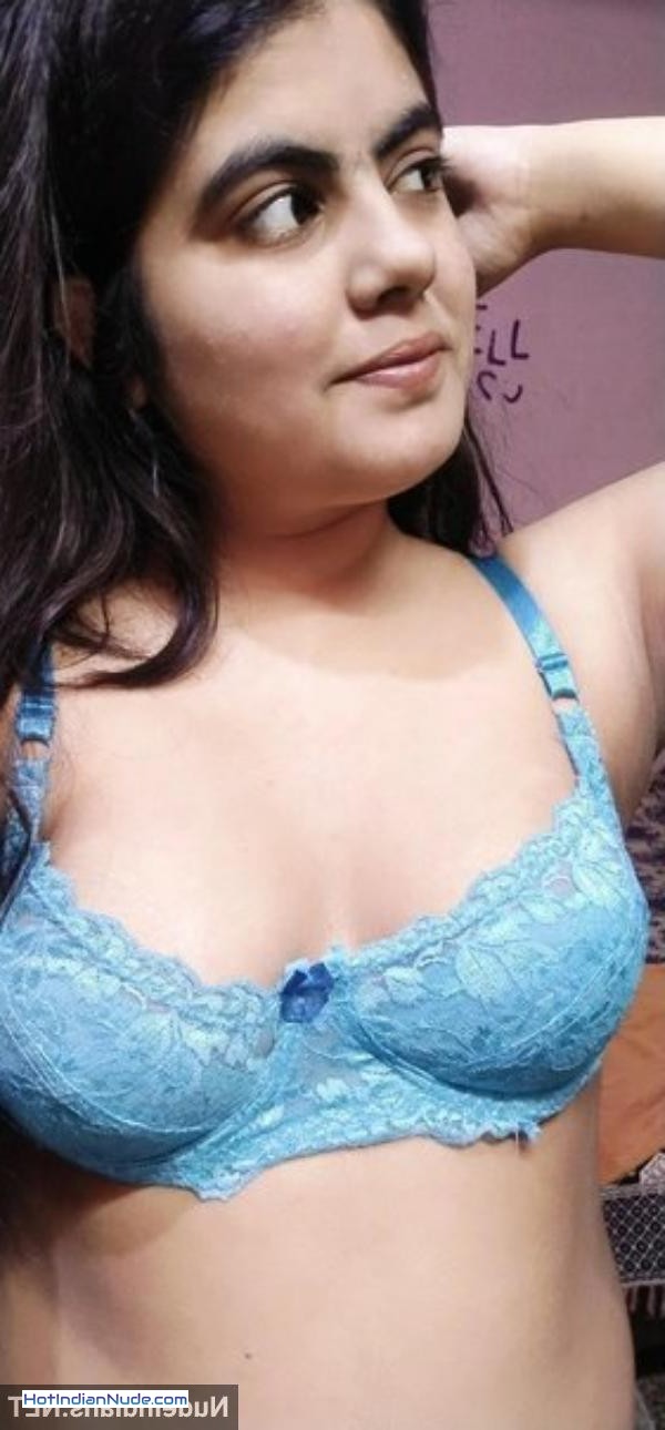 free porn and sex pics ki nangi pics aur hot gallery - 18+ Muslim teen girl juicy boobs show in tight bra to lover 825