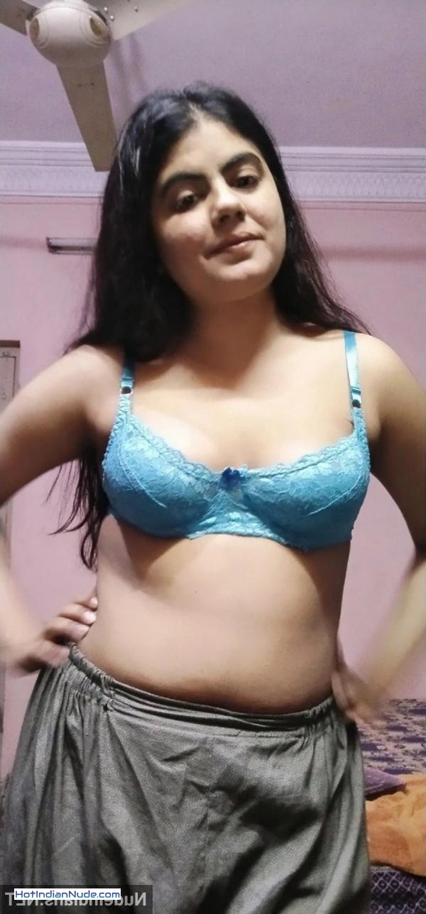 free porn and sex pics ki nangi pics aur hot gallery - 18+ Muslim teen girl juicy boobs show in tight bra to lover 825