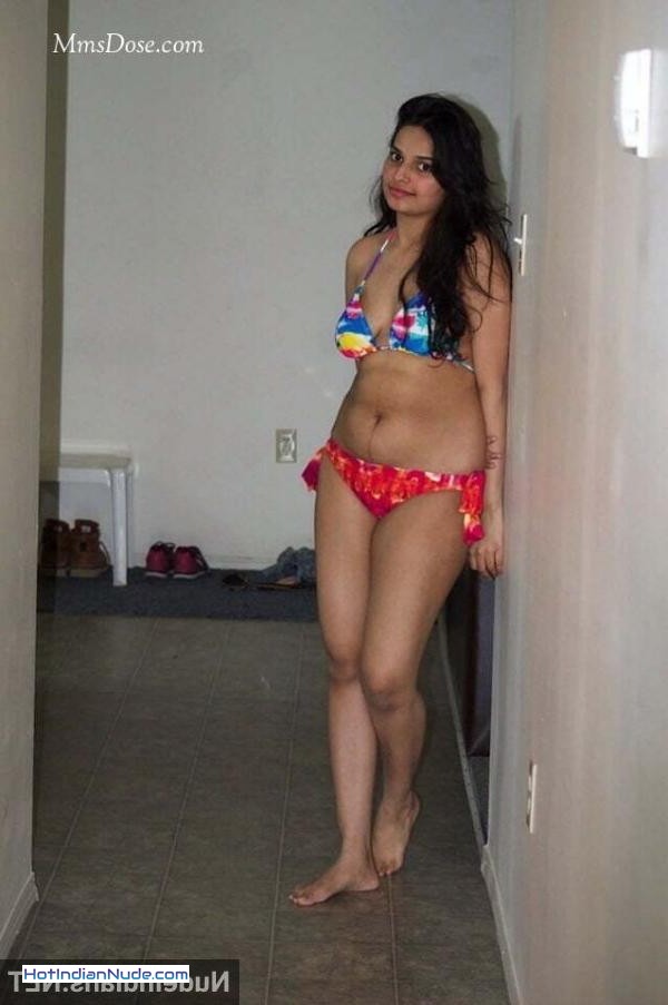 gf flashes boobs ki hot photos aur nude collection