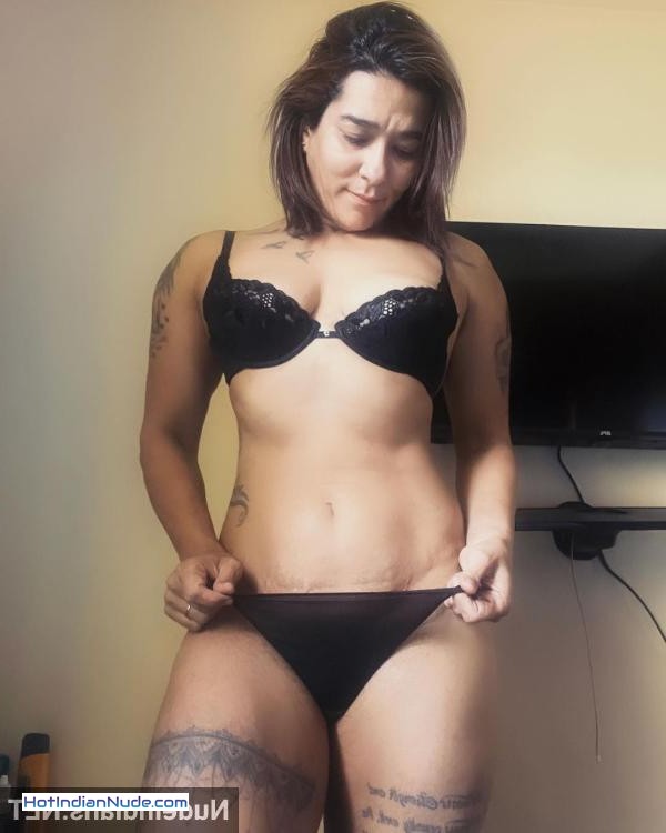 Indian Girl Fingering Her Pussy ki nangi pics aur hot gallery - Fitness Indian model Sheetal naked photoshoot in lingerie 167