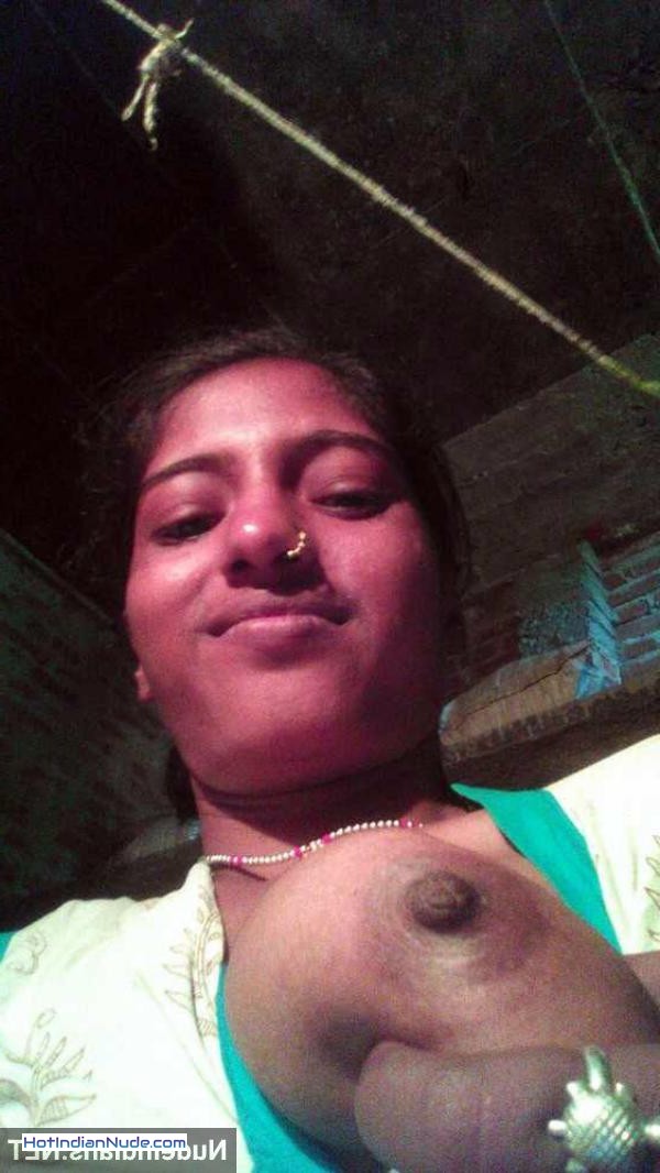 indian girl nude pic porn ki nangi pics aur hot gallery - Lusty Bihari girl spreads pink pussy during video call with BF 224