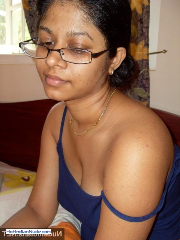 indian girlfriends nude pics ki nangi pics aur hot gallery - See pics of my slut wife nude sex affair with boss in hotel! 983
