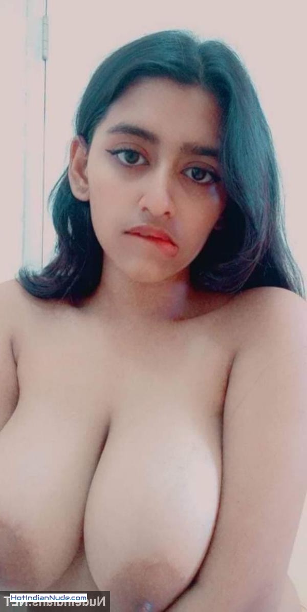 Tharkee indian milf nude pics ki gallery: Cute Indian big boobs girl x