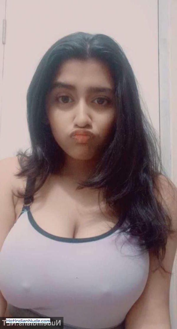 Tharkee indian milf nude pics ki gallery: Cute Indian big boobs girl x