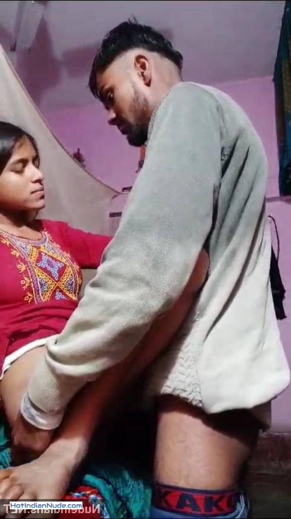 indian porn pics nude ki nangi pics aur hot gallery - 18+ Cute Indian teen girl having sex with BF showing boobs 991