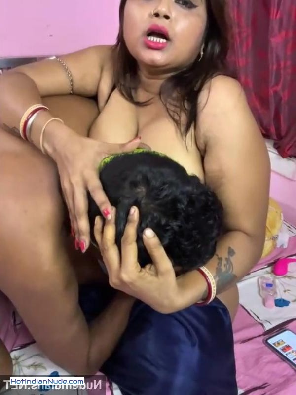 indian sex photos girl ki nangi pics aur hot gallery - North Indian aunties big boobs show during sex on camera 217