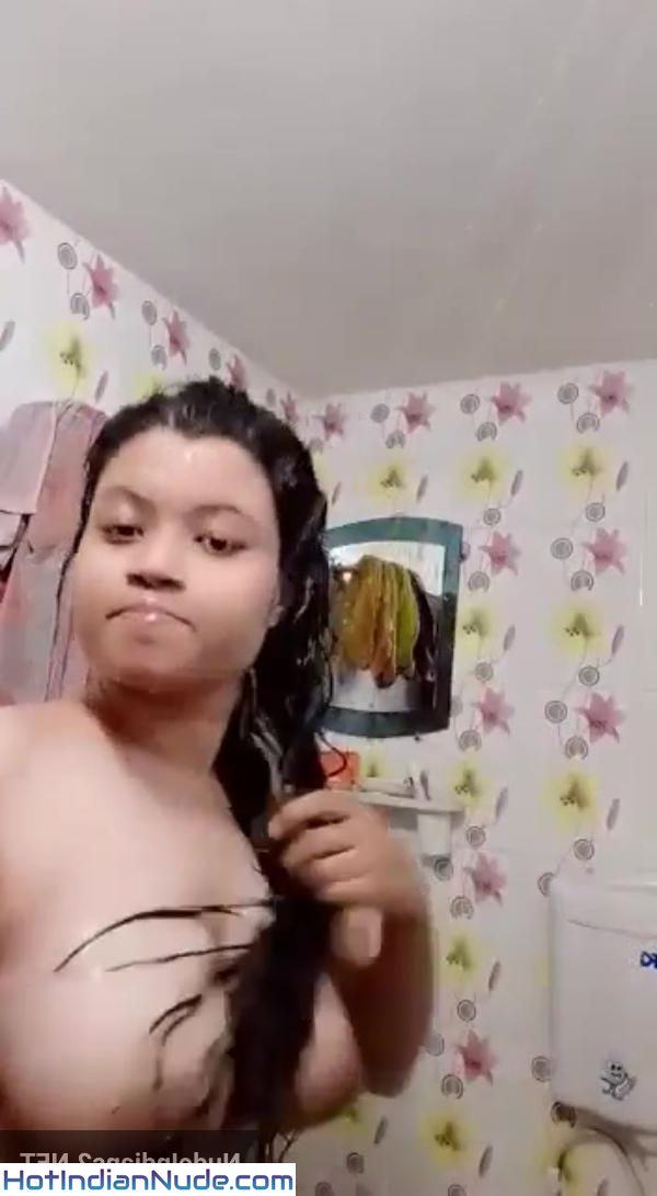 Kanpur Ki 18 Big Boobed Teens Nude