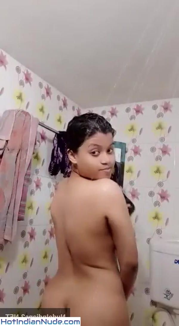 Kanpur Ki 18 Indian Cute Girl Nude Pics