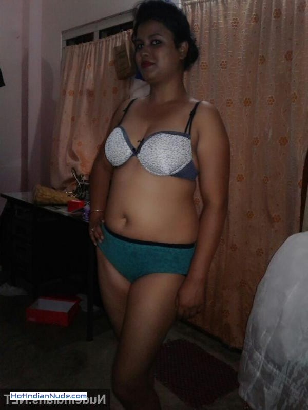 mallu nude photos ki nangi pics aur hot gallery - Bengali boudi pussy pics clicked by devar before choda chudi 413