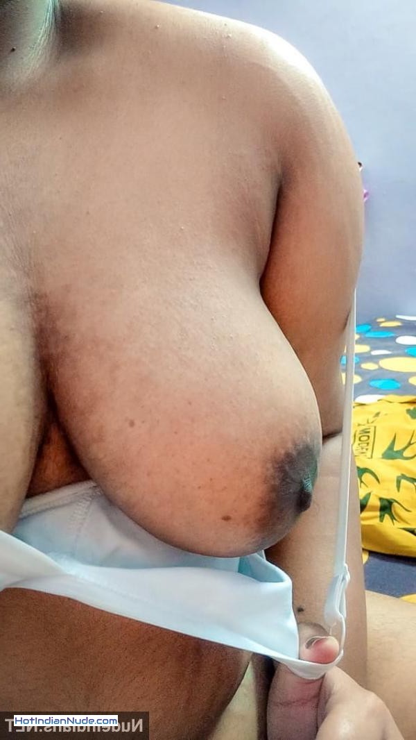 nude cougar selfies ki nangi pics aur hot gallery - Mallu chubby girl flashing juicy big boobs selfies feeling horny 199