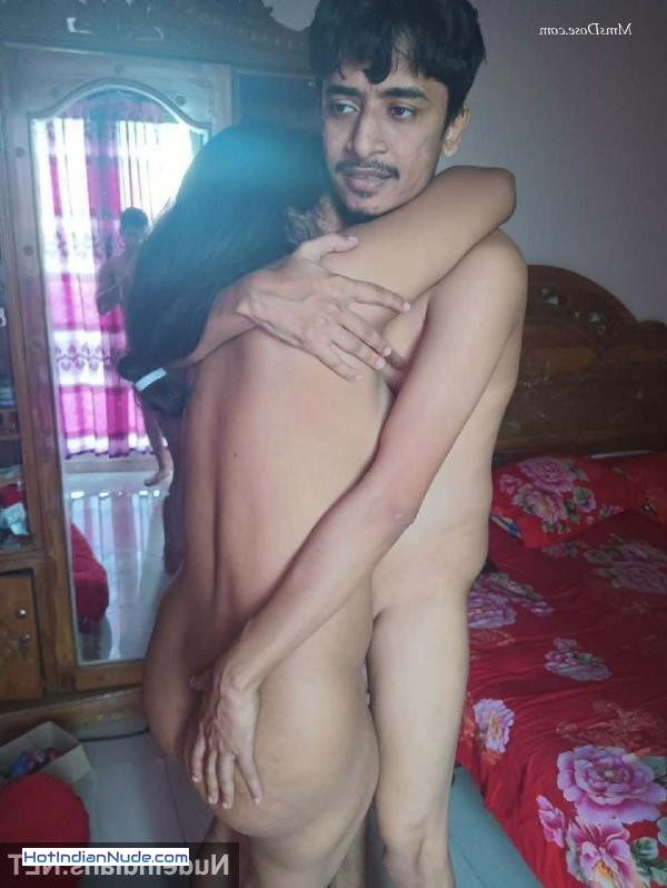 Latest Nude Pics Indian ki garm photos dekhlo