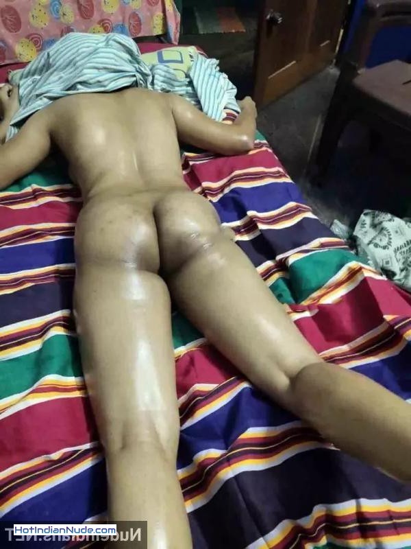 Nude Pics Indian Bhabhi ki hot photos aur nude collection
