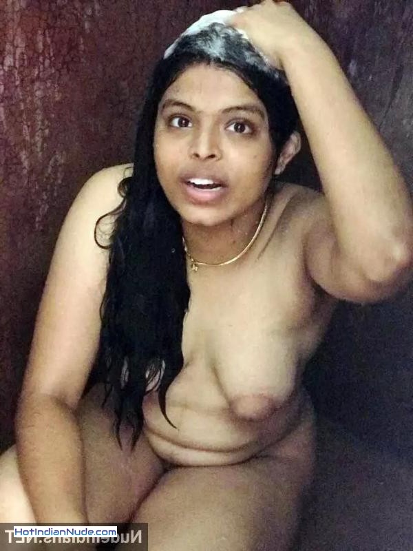 Nude Pics Indian Bhabhi ki hot photos aur nude collection