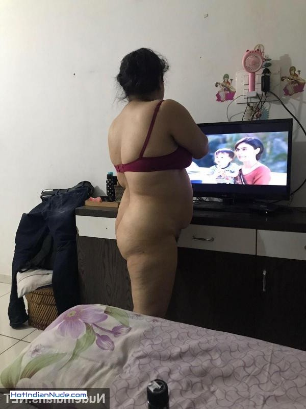 Nude Pics Of Desi Bhabhi ki nangi pics aur hot gallery - Marathi sexy bhabhi porn pics – MILF big boobs and ass show 786