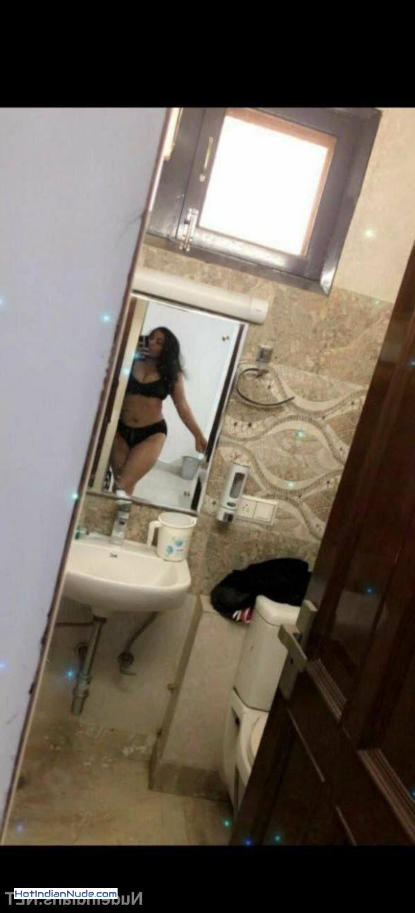 nude selfies big tits ki hot photos aur nude collection