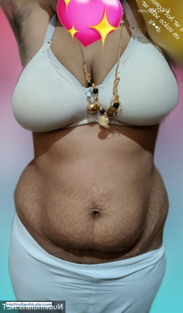 pictures of passionate sex ki nangi pics aur hot gallery - MILF Telugu aunty exposing round big boobs in saree and bra 262