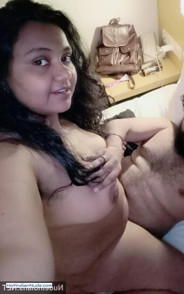 sex pics of couples ki nangi pics aur hot gallery - Marathi milf sex Indian porn pics of round tits and pussy 128