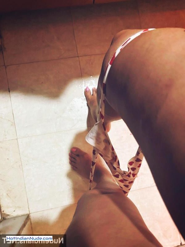 snapchat nude leaked pics ki nangi pics aur hot gallery - My friend’s mallu girlfriend naked in Oyo room and sex pics 853