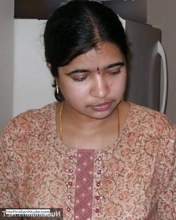 wife sex selfies ki nangi pics aur hot gallery - Andhra cheating wife sex affair with husband’s friend 18