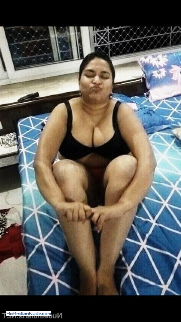 Mast xxx photos indian girls ka garm nazaara: Chubby school teacher bi