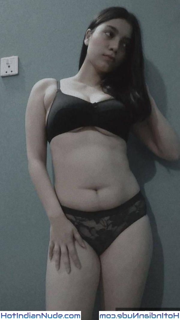 18 Dilli Ki Naked Selfie Pics