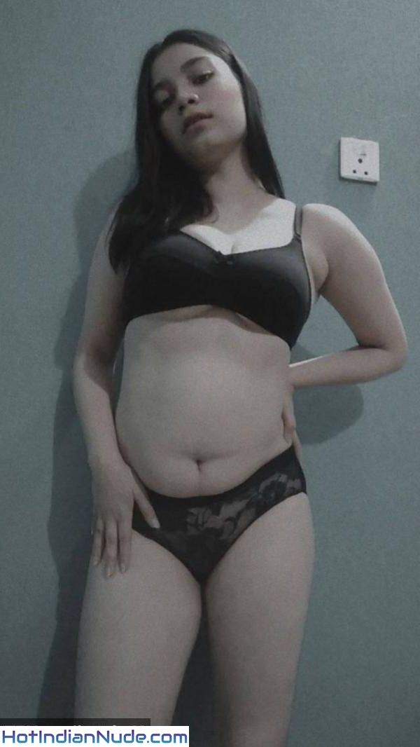 18 Dilli Ki Nri Preethi Porn