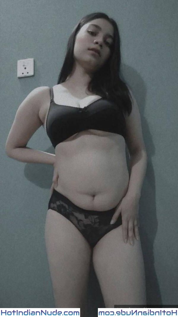 18 Dilli Ki Nri Preethi Porn