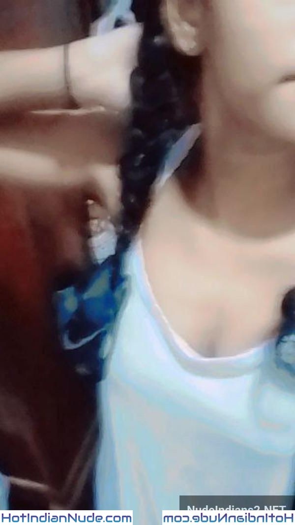18+ Kochi mallu teen porn photos flashing bade chuchi aur gaand