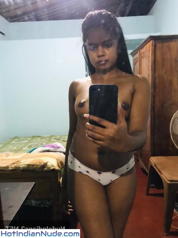 18 Malayali Indian Round Ass Pornpics