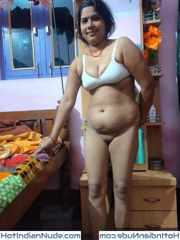 51 Curvy Mallu Hotass Pictures