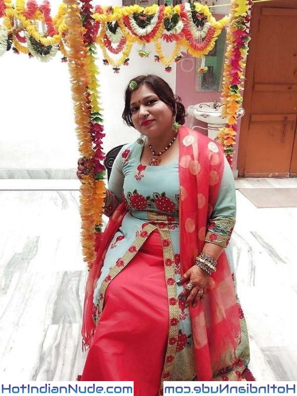 A Collection Of Indian Girls Nude Selfie Photos
