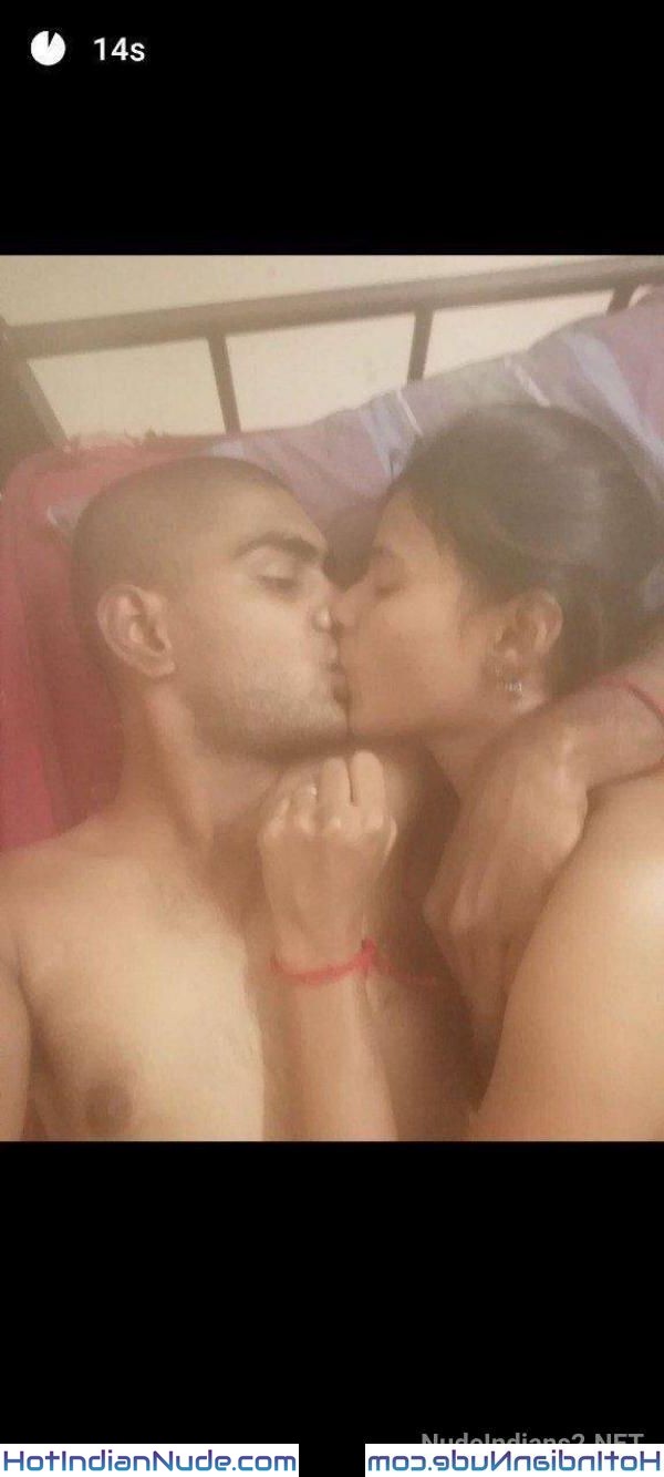 Aamchi Aisi Gori Big Boobs Fucking Pics