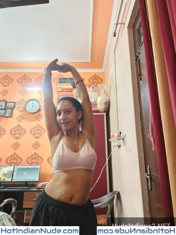 Bade Bade Shehron Se Aayi