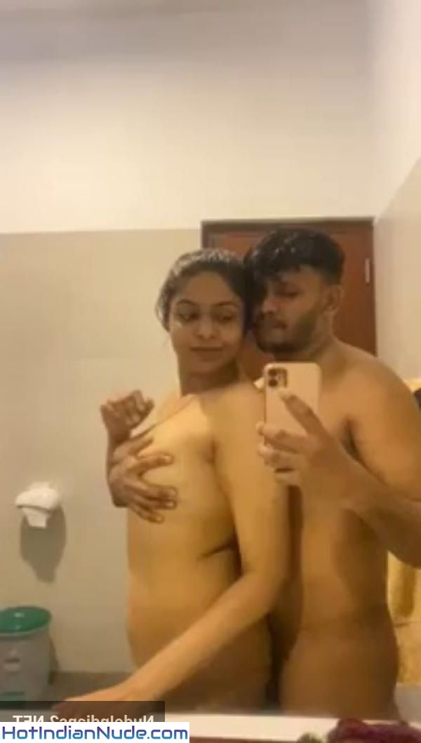 Bangalore Wife Chudai Shy Nude Selfie