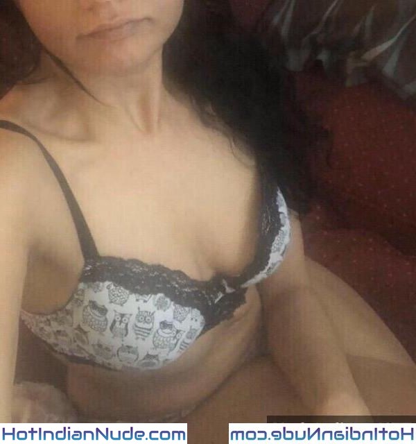 Bengali Bhabhi Promila Couple Sex Pics
